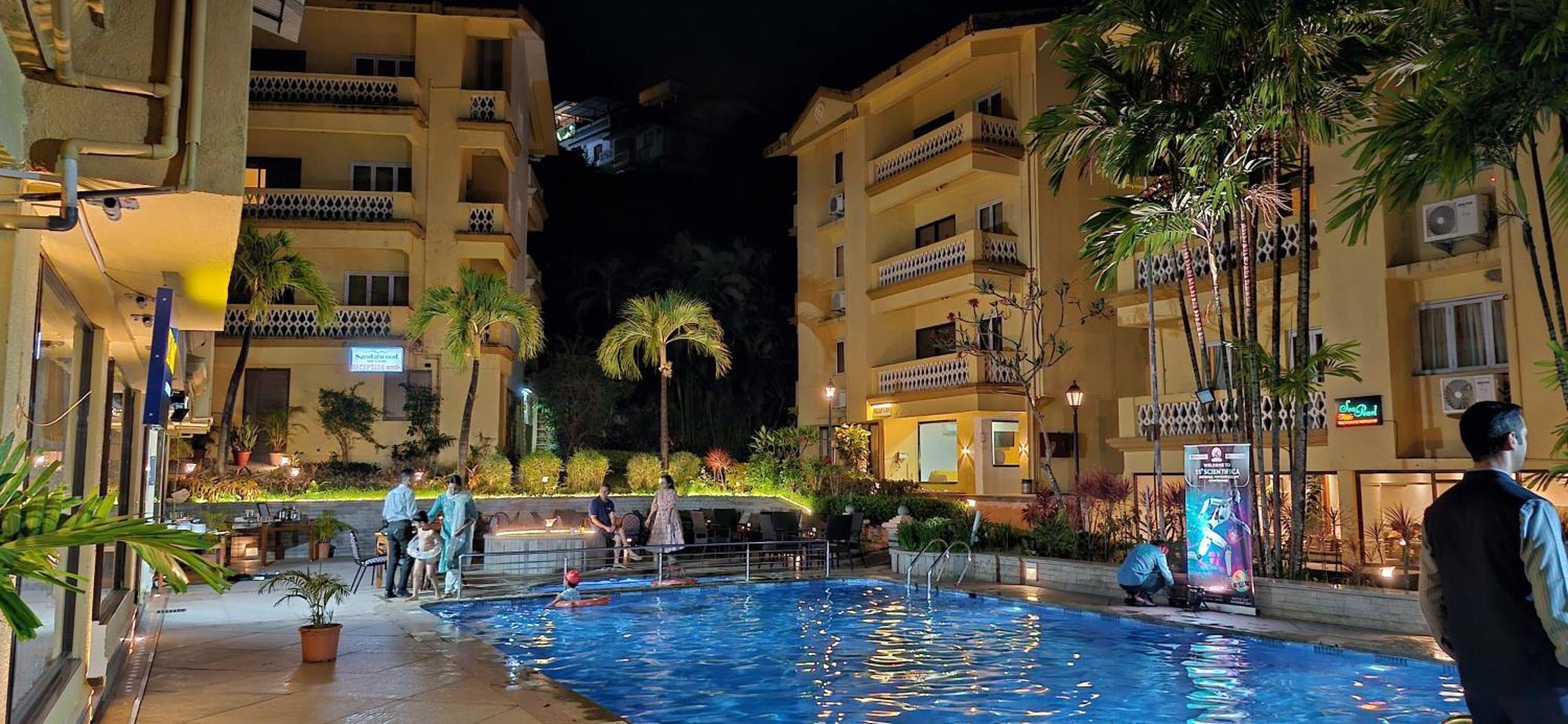 Golden Landmark Green Valley Beach Resort Dona Paula Kültér fotó